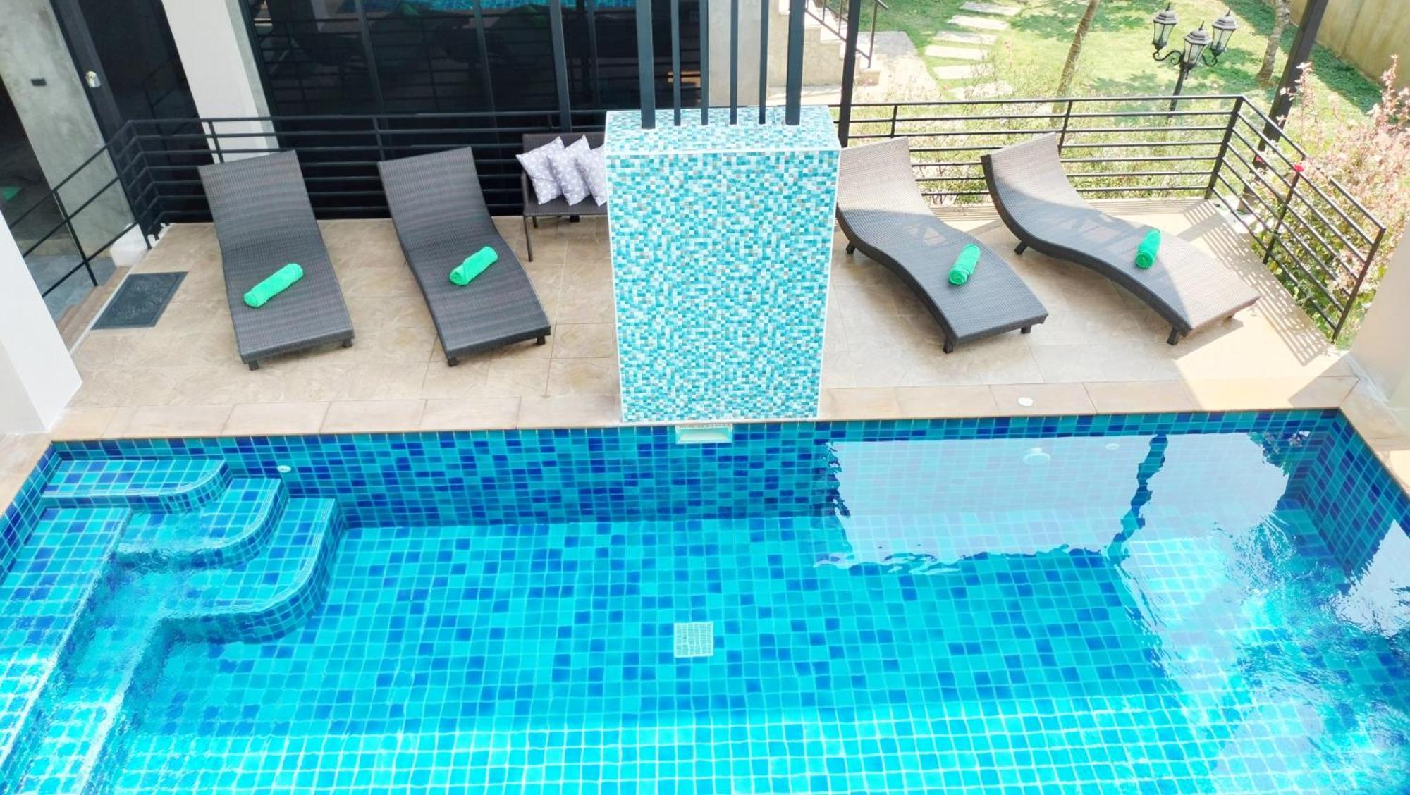 Rajapruek Entire 3 7 Bedrooms Near Airport Villa Chiang Mai
