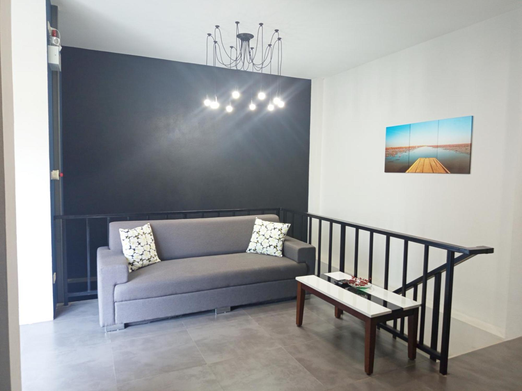 Rajapruek Entire 3 7 Bedrooms Near Airport Villa
