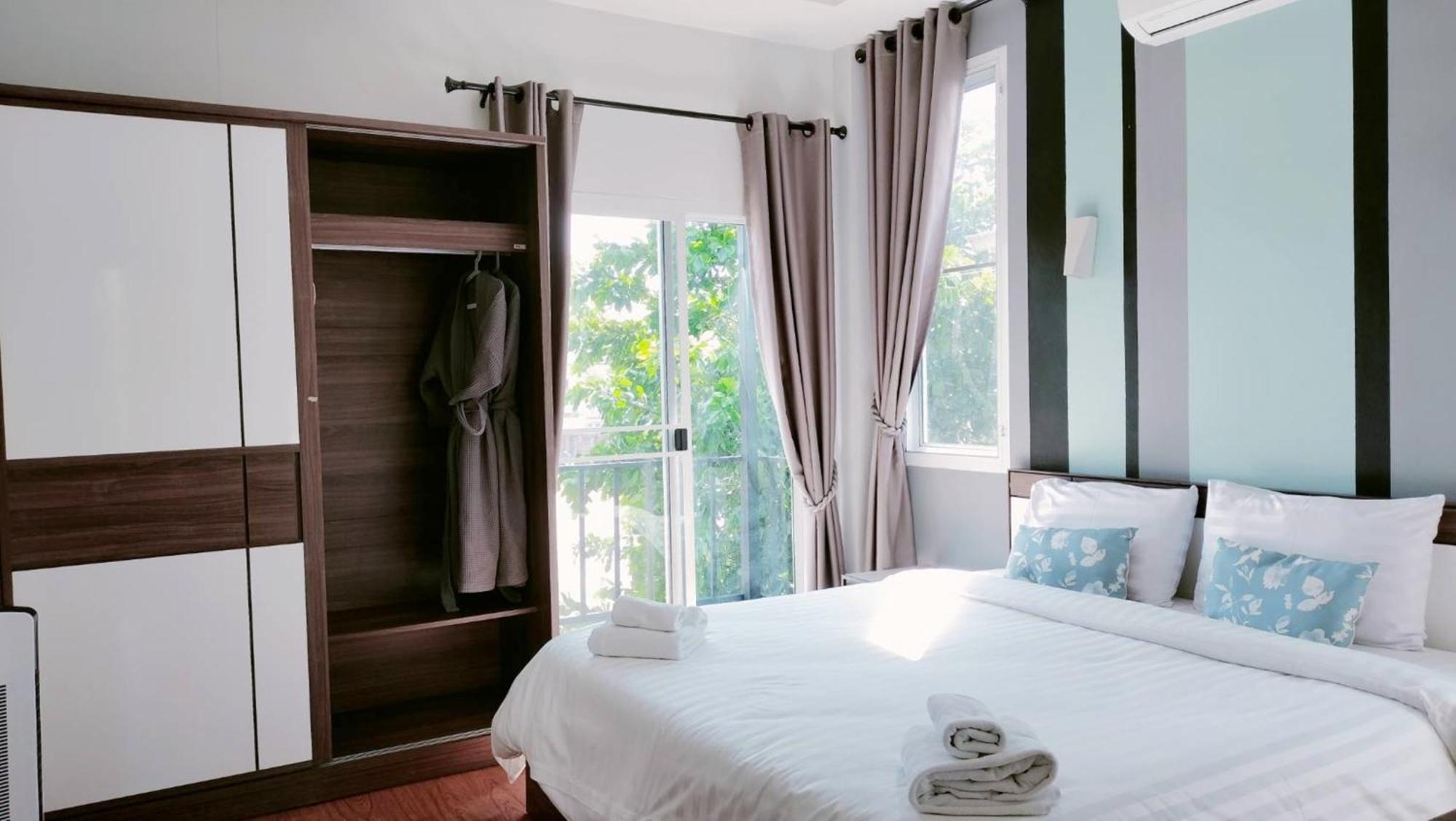 Вилла Rajapruek Entire 3 7 Bedrooms Near Airport *